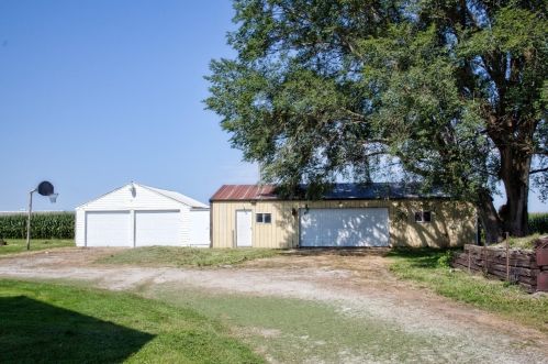 10398 650, Brook, IN 47922-8670