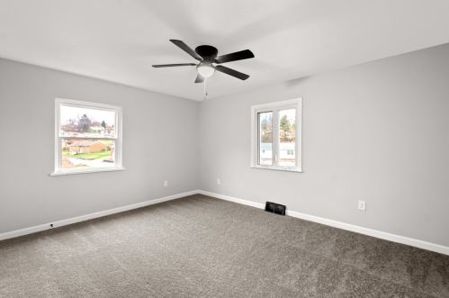 2249 Mcmonagle Ave, Pittsburgh PA 15220-2508 exterior