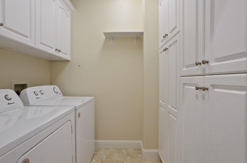 2058 Katnich Ln, Lodi CA  95242-4805 exterior