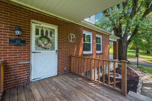 66 Station St, Bulger, PA 15019-2017