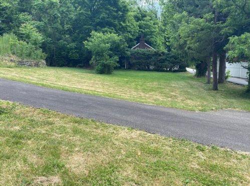 806 Jean St, Connellsville PA  15425-4613 exterior