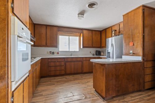 6061 Snedigar Rd, Valley Home CA  95361-9341 exterior