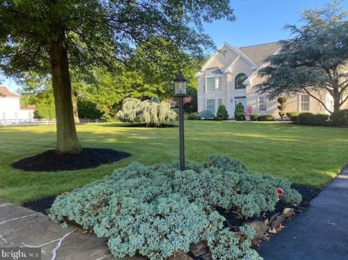 1026 Skyline Cir, Norristown, PA 19403-1838