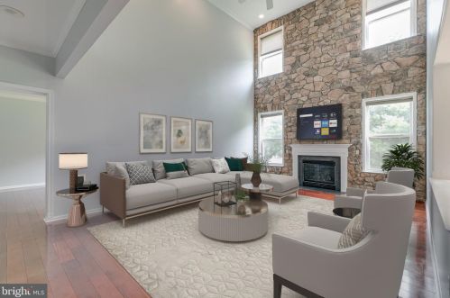 3819 Vincent Dr, Collegeville PA  19426-3058 exterior