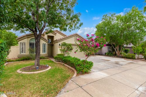 9131 Fairfield St, Mesa, AZ 85207-5127