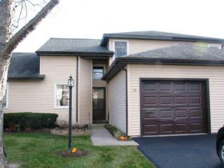 35 Walker Ln, Glens Falls, NY 12804-1422