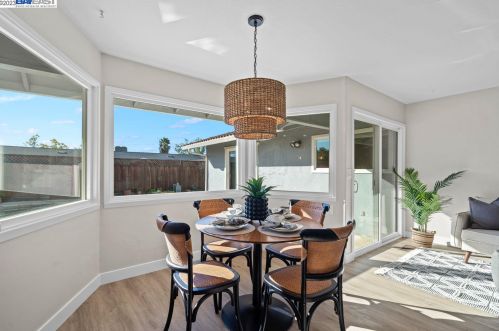 1455 Hudson Way, Livermore CA  94550-5550 exterior