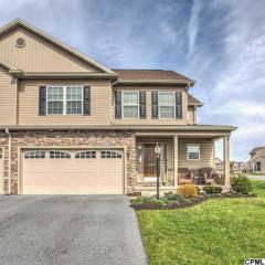 2801 Pin Oak Dr, Harrisburg, PA 17112-1473