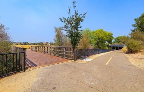 104 Rodin Ln, Folsom CA  95630-5625 exterior