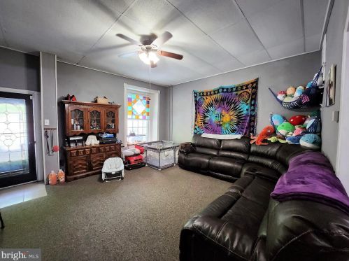 55 Mill St, Port Carbon, PA 17965-1831