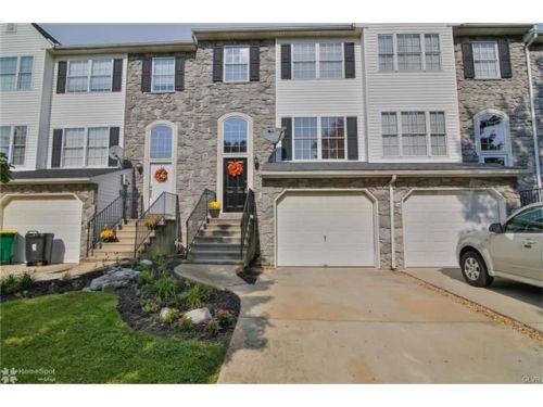 1653 Pinewind Dr, Alburtis, PA 18011-2703