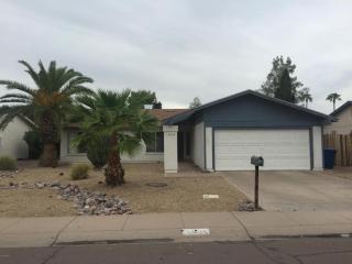1824 Mission Dr, Chandler, AZ 85224-2242