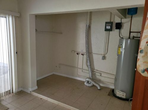 370 Hand Ave, Ormond Beach FL 32174-7556 exterior