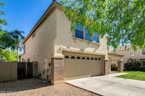 4026 Betsy Ct, Gilbert, AZ 85296-9604