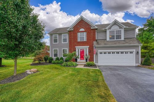 5793 Daffodil Ct, Darbydale, OH 43123-9456