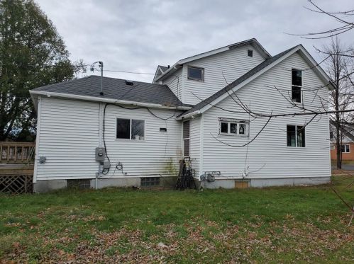 210 Vine St, Spooner, WI 54801-1456