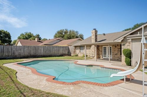 6005 Ed Coady Rd, Fort Worth, TX 76134-2502