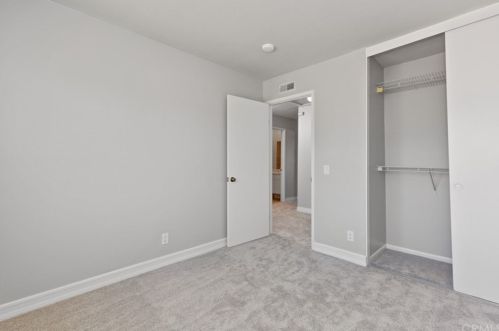 325 Chinook Dr, Placentia CA  92870-1417 exterior