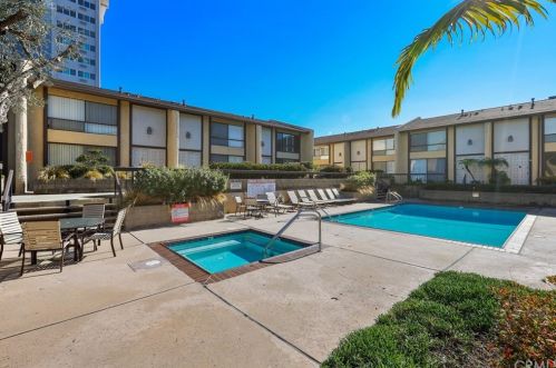 3520 Maricopa St, Torrance, CA 90503-4947