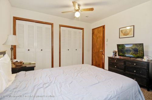 624 Mistletoe Ave, Point Pleasant Beach NJ  08742-2706 exterior