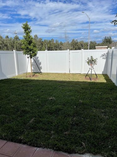 3433 113th Ter, Hialeah FL  33018-6607 exterior