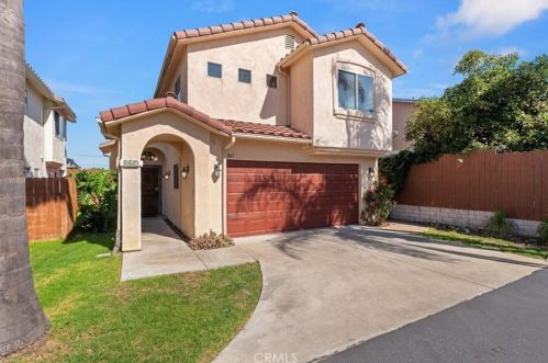867 9th St, Pismo Beach CA  93433-2737 exterior