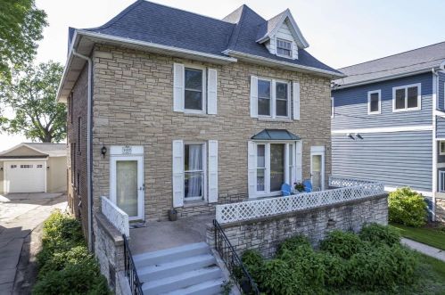 1022 Sherman Ave, Madison WI  53704-4233 exterior