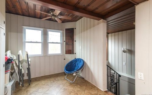 5 Todd Pl, Crotonville NY  10562-3424 exterior