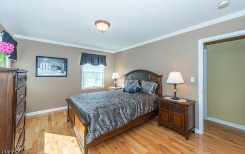 4 Roberts Rd, Dover NJ  07869-3475 exterior