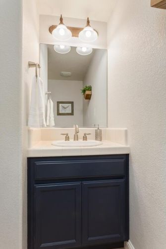 4264 Borderlands Dr, Rancho Cordova CA 95742-7754 exterior