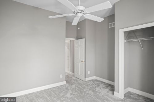 15573 Alderbrook Dr, Haymarket VA  20169-6130 exterior