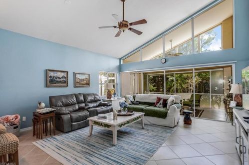 156 Lady Palm Dr, Naples FL  34104-6454 exterior