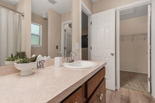 58 3 St, Shalimar FL  32579-1747 exterior