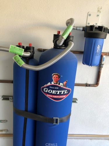 320 Rossmore Dr, Oxnard CA  93035-4465 exterior