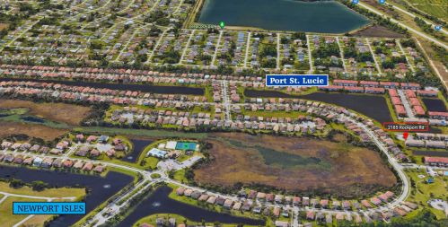 2185 Rockport Rd, Fort Pierce FL  34953-4376 exterior