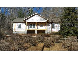 17 Laurel Rd, Oak Park, NC 28704-2809