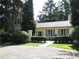 443 Woodland Rd, Sewickley, PA 15143-1000
