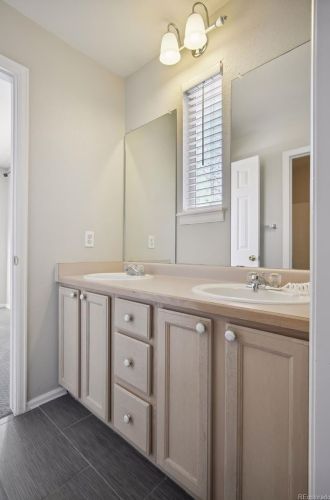 1917 King St, Denver CO 80219-5354 exterior