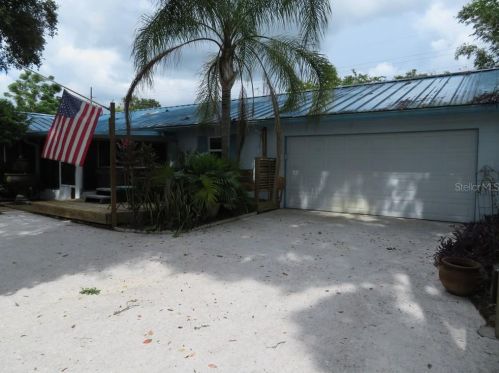 14235 21st St, Dade City, FL 33523-3224