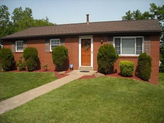 381 Springwood Dr, Verona, PA 15147-2621