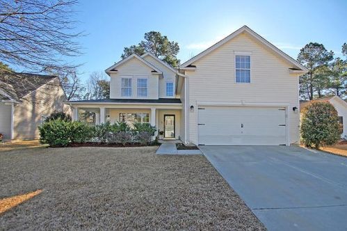 121 Towering Pine Dr, Ladson, SC 29456-3701