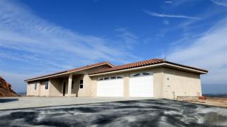 1340 Carrio Dr, Vista, CA 92084