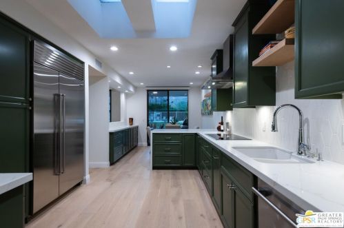 2381 Paseo Del Rey, Palm Springs CA  92264-9542 exterior