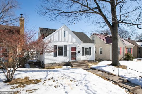 5741 Standish Ave, Minneapolis, MN 55417-2715