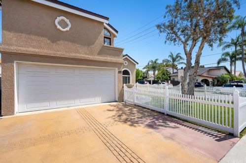 2023 Belmont Ln, Redondo Beach, CA 90278-4907