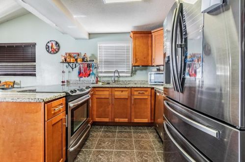 7007 Fairfax Dr, Port Richey FL  34668-5605 exterior