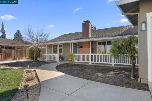 327 Gladys Dr, Concord, CA 94523-2818