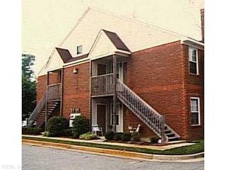 5080 Gatehouse Way, Virginia Beach VA  23455-2564 exterior