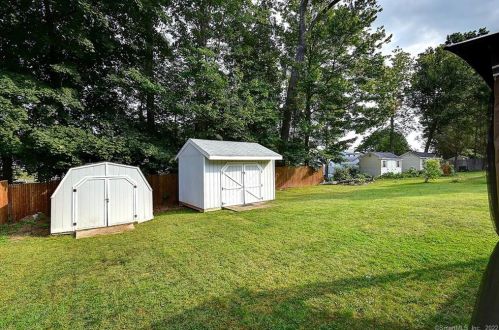 180 Stonecrest Dr, Bristol CT  06010-5321 exterior
