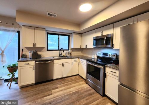 318 Bridge St, Collegeville PA  19426-3502 exterior